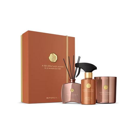 Private Collection Suede Vanilla Gift Set L scented candle 360g, mini fragrance sticks 100ml, home perfume 250ml
